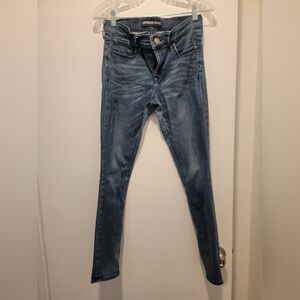 Express skinny/leggings Denim jean. Excellent condition. Sz 6